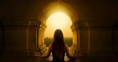 Jaké emoce podle Ájurvédy napadají orgány a které potraviny vám mohou pomoci?