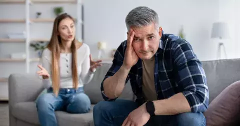 12 věcí, které muži ve vztahu prostě nesnášejí. Děláte je také?