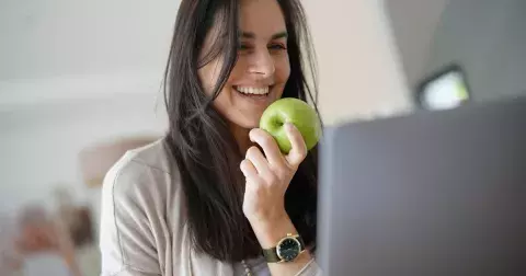 Tohle se stane s vaším tělem, když budete jíst jedno jablko denně