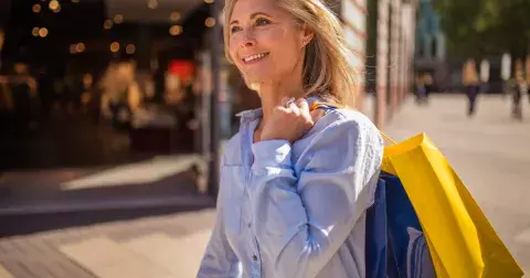 Ženy nad 50 let: V roce 2024 byste měla vlastnit tyto módní trendy