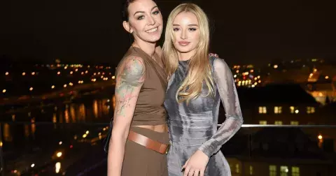 Největší trend pro rok 2024: Tyto retro tenisky sluší všem bez ohledu na věk