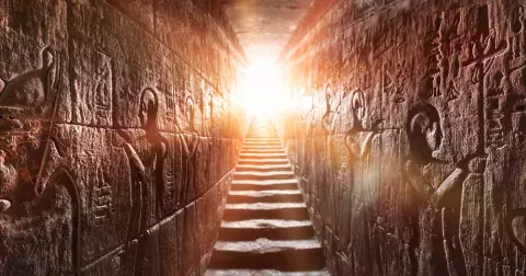 Podle starověkého Egypta má každý člověk sedm částí: Ka je váš duševní dvojník, který se po smrti oddělí od těla