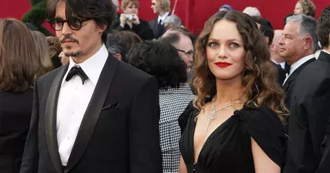 Lásky z archivu: Bolestivý rozchod Johnnyho Deppa s láskou jeho života Vanessou Paradis po 14 letech