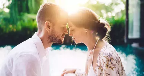 Energetická přitažlivost muže a ženy: Váš milostný život ovlivňují čakry víc, než si myslíte