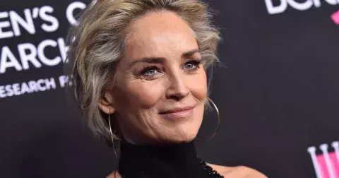 Sharon Stone má v 66 letech úžasnou postavu. Vděčí za ni jídelníčku, který můžete dodržovat i vy