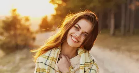 10 vlastností, díky kterým budete přitažliví bez ohledu na vzhled