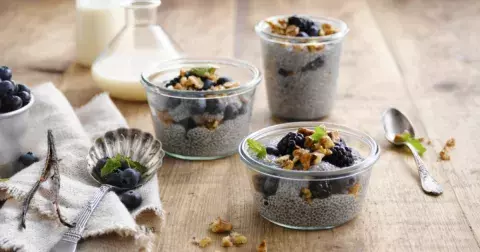 Mandlový chia pudink s vanilkou