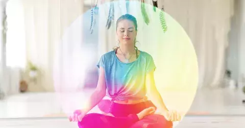 Jak očistit auru: Zbavte tělo i duši negativní energie a únavy, jedním ze způsobů je použití kadidla