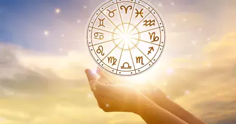 Týdenní horoskop od 10. do 17. června: Váhy nebaví sedět doma, Střelci si sáhnou na dno svých sil