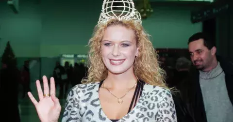 Kam zmizela Kateřina Stočesová: Ve velkém světě se tak trochu jednoduchá kráska neprosadila, na kontě má však miliony a dělá to, co ji baví