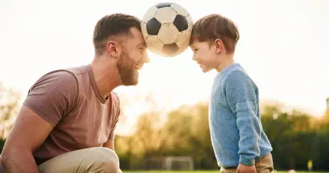 Tatínkové podle horoskopu: Co z něj dělá skvělého tátu, odhalí znamení zvěrokruhu. Slavíme Den otců