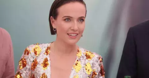 Jak vypadají karlovarské hvězdy v civilu, když nečekají blesky fotoaparátů: Komu to sluší nejvíce a kdo se zapomněl před odchodem podívat do zrcadla?