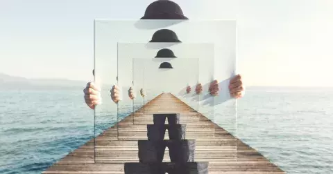 Optická iluze, která pobláznila celý svět: Slavné osobnosti se mění ve zrůdy. Stačí sledovat video podle návodu