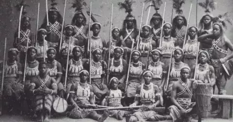 Drsných Amazonek z Dahomey se bála celá Afrika: Nesmlouvavé válečnice, před kterými nebylo úniku, měly jediný cíl