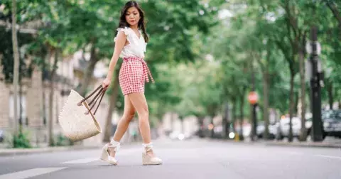 Kostková mánie je tu! Jak nosit gingham vzor?