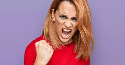 4 znamení zvěrokruhu, která se umí naštvat během chvilky