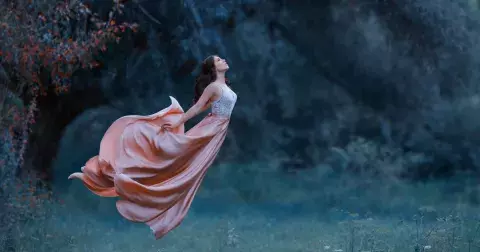 Budíte se v noci ve stejný čas? Každá hodina značí jiný problém. Možná se s vámi chce spojit zemřelý příbuzný