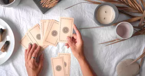 Výklad mariášových karet na konec léta 2024: Jana Rubešová varuje před falešnými lidmi