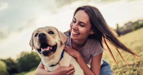 4 znaky, že je váš pes skutečně šťastný