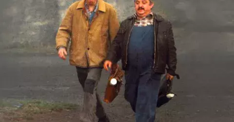 Komunistům navzdory: Jak čeští filmaři dokázali obalamutit vládnoucí papaláše a natočit klenoty stříbrného plátna