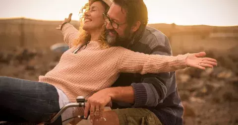 Konec s osamělostí: Tato 3 znamení mají během podzimu 2024 šanci najít si lásku