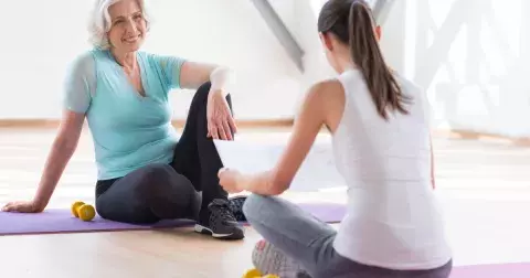 Fitness trenérka radí: Jeden cvik, který zpevní vaše celé tělo. Stačí ho opakovat každý den minutu