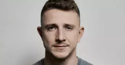 Zkrocení Jakuba Štáfka: Z namachrovaného floutka z Ulice se stal milující manžel a tatínek