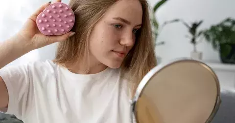 Deficit kolagenu se projevuje tvorbou vrásek i bolestmi kloubů: Jezte pravidelně tyto běžné potraviny a uvidíte, co se bude dít s vašim tělem