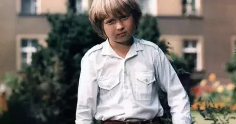 Jak dnes vypadá Létající Čestmír: Lukáše Becha byste dnes nepoznali. Zdraví mu nedovolilo pokračovat v herectví, oklikou se ale k milovanému filmu vrátil