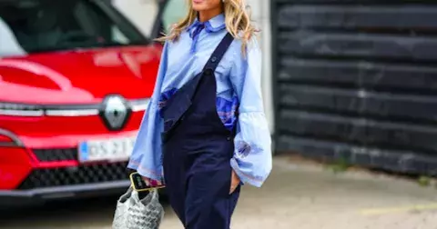 Lacláče se hlásí zpět na výsluní: Hit 90. let není jen pro mladé, naučte se nosit tento podzimní trend 2024