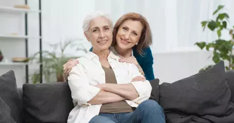 Lenka (42 let): Maminko, chci se o tebe starat, ale ty chceš jít do domova