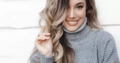 Kondicionéry, masky a vlasové oleje podle typu vlasů. Dostanete je už od 20 kč