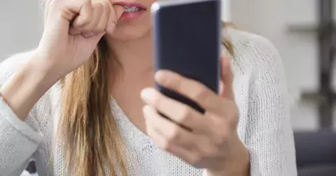 Prokletá telefonní čísla: Lepší je na ně nevolat, mohou vám do života přinést i smrt!