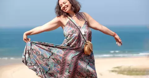 5 typů šatů pro plnější tvary