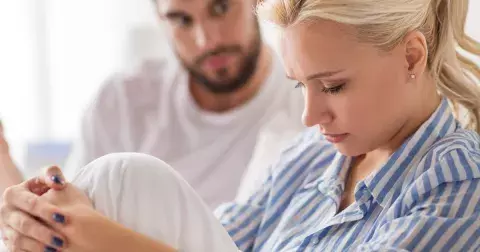 Fráze, které umí zničit každý vztah: Používáte je také?