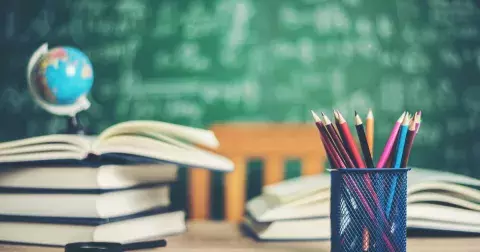 Kvíz: Zopakujte si učivo 9. třídy základky. Zjistěte, zda by vás vůbec pustili na střední školu, nebo byste měli opakovat ročník