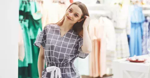 3 a více triků, které ubírají kila na počkání: Pomůže rafinovaný střih, barvy a vzory i perfektní boty