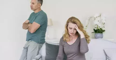 Andrea (45 let): V práci mi nadbíhá kolega, dělá vše, co můj manžel dávno ne!