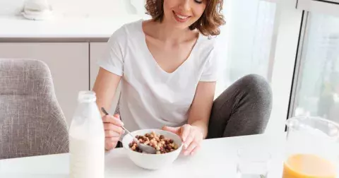 3 ingredience pro snídani jako klíč k prevenci předčasné demence