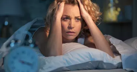 Ráno nejste odpočatí a nejradši byste šli zase spát. Možná vás trápí porucha spánku. Odbornice radí, co pomůže