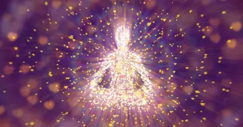 Přitáhněte k sobě lásku: Naučte se zvýšit svoje emocionální a spirituální vibrace. Základem je vděčnost, ale například i odpuštění