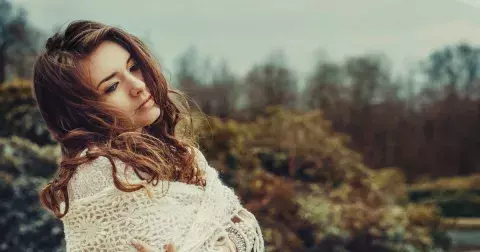 5 typů žen, které mají problém najít si partnera: Může za to nastavení jejich mysli, které jim brání potkat toho pravého. Je to i váš případ?