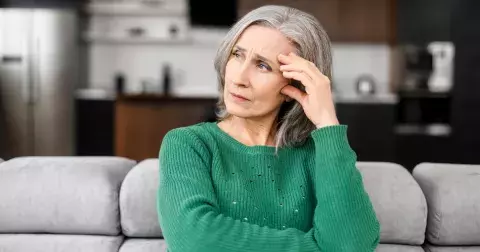 Jarka (55 let): Manžel na stará kolena objevil kouzlo automatů. Jednoho dne nám někdo zaklepal na dveře a připravil nás o všechno.