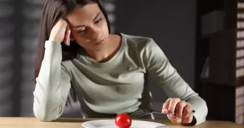 Jana (40 let) Touha vypadat krásně mě přivedla k poruše příjmu potravy