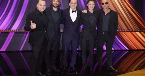 Hudební kvíz: Jak dobře znáte české evergreeny? Poznat známé hity podle několika slov zvládnou opravdoví hudební odborníci