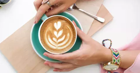 Co všechno dokáže s vaším tělem káva, když ji budete pít každý den?