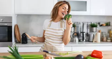 Nejlepší večeře nejen pro ženy nad 50 let: Zapomeňte na brambory, stačí vám 10 minut na přípravu