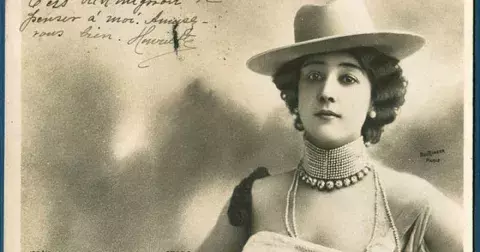 Nejluxusnější kurtizána Belle epoque Caroline Otero: Říkali jí „Lákadlo sebevrahů“, muži se zabíjeli, protože ji nemohli mít