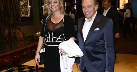 Průšvihářka Dominika Gottová: Nejstarší dcera Božského Karla možná skončí na ulici. Nezdárný manžel ji dostává na úplné dno