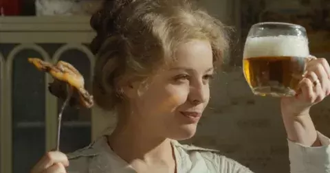 Kvíz: Nejlepší hlášky z české filmové klasiky: Víte, do jakého filmu patří? Otestujte své znalosti